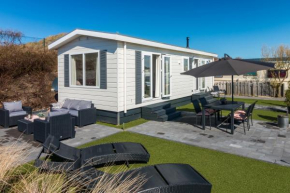  LUXE CHALET MIDDEN IN DE DUINEN, 1 km van STRAND.  Эймейден